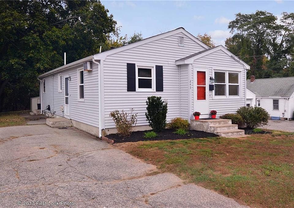 1st image of 243 Francis Ave