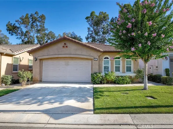 8641 Stephenson Ln, Hemet, CA 92545