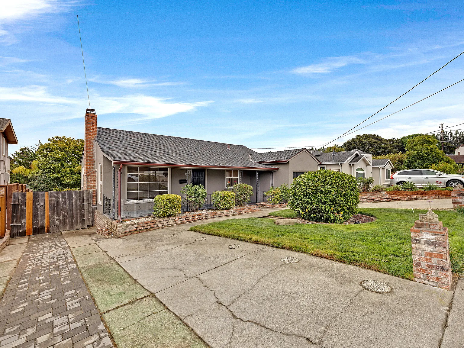 3 bed, 1380 sqft, $5,800 — Photo 3