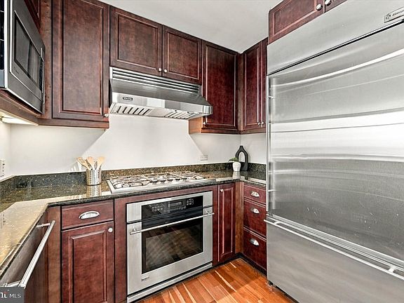 3rd image of 440 S Broad St #1604