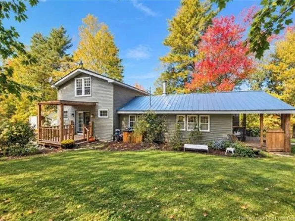34 Tower Rd, Havelock, NB E4Z 0C5