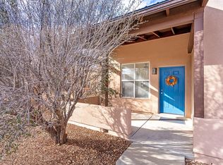 2 Kimberli Ct, Santa Fe, NM 87508
