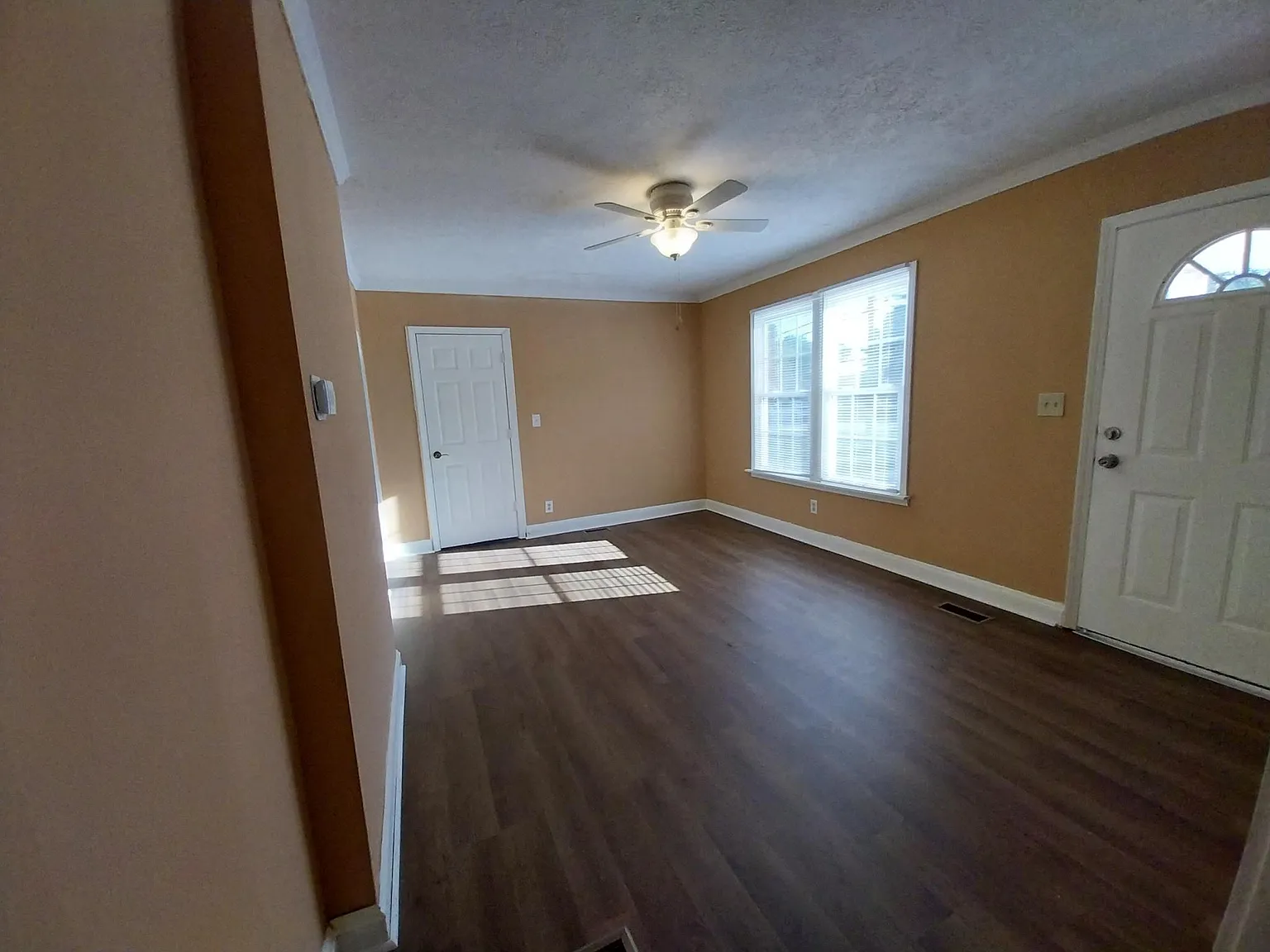 2 bed, 924 sqft, $1,850 — Photo 4