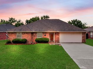 303 Cape Conroe Dr, Montgomery, TX 77356