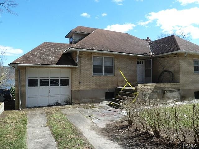 1st image of 68 Lake Shore Rd