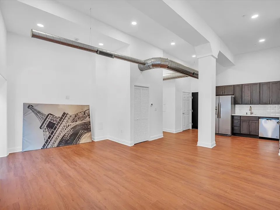 1406 Fairmount Ave #3