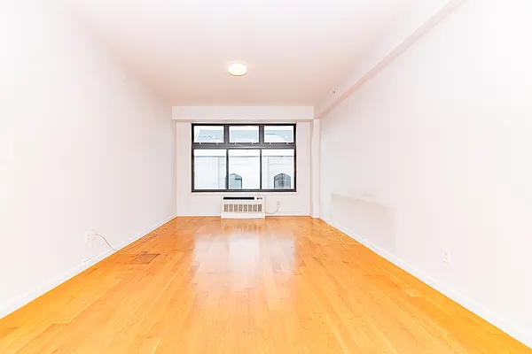 Rented by MySpaceNYC | media 18