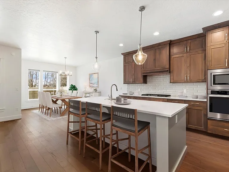 4831 S Colusa Ave — Photo 15