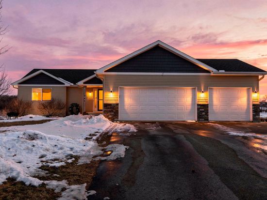 845 Lakewood Trl, Nya, MN 55397