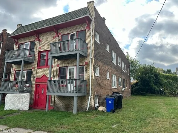 11230 Parklawn Dr, Cleveland, OH 44108