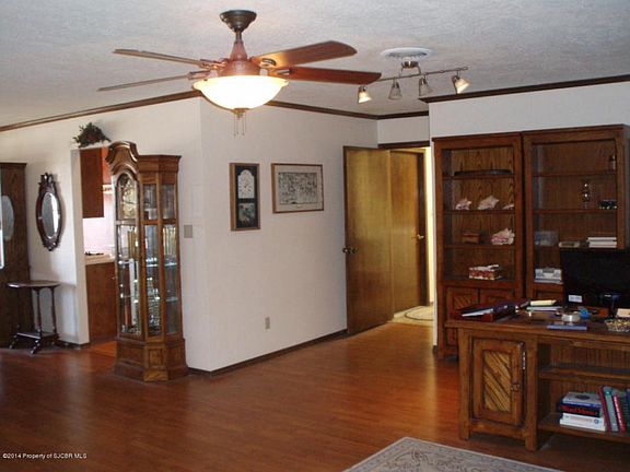 4th image of 3202 Municipal Dr