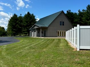 909 Neufer Hill Rd, Bloomsburg, PA 17815