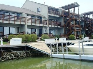 1801 N Windward Dr, Port Clinton, OH 43452