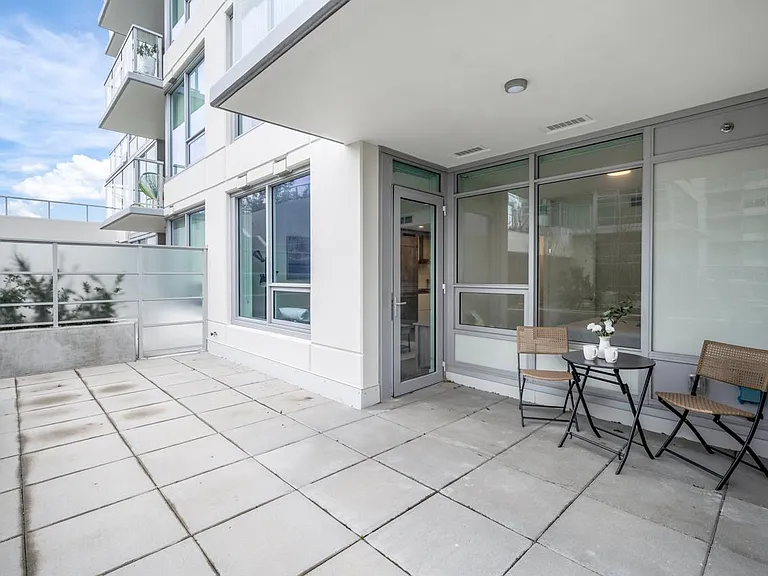 15165 Thrift Ave #306 — Photo 15