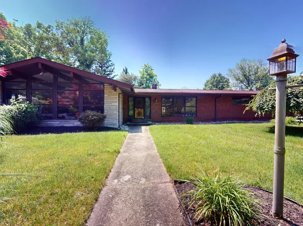 424 6th Ave, Bellmawr, NJ 08031