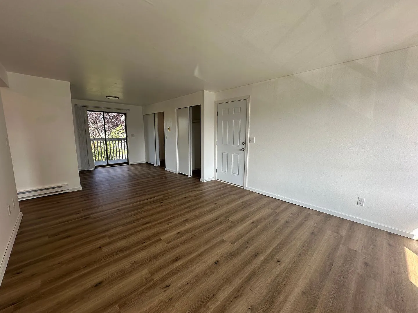 1 Bed 1 Bath 2nd Floor Unit in Bellingham — Photo 4
