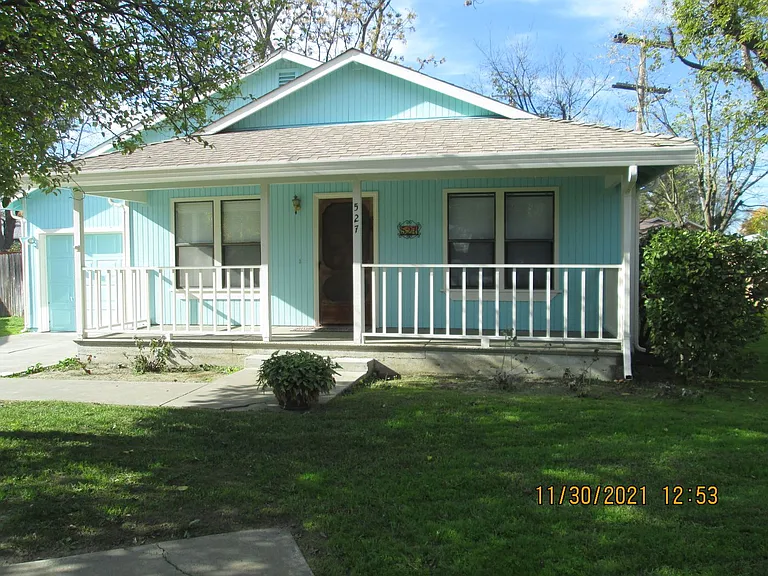527 N Washington St — Photo 1