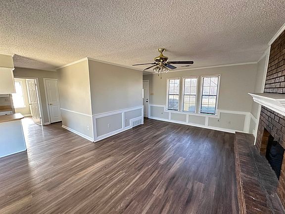 3rd image of 4432 Trout Valley Dr