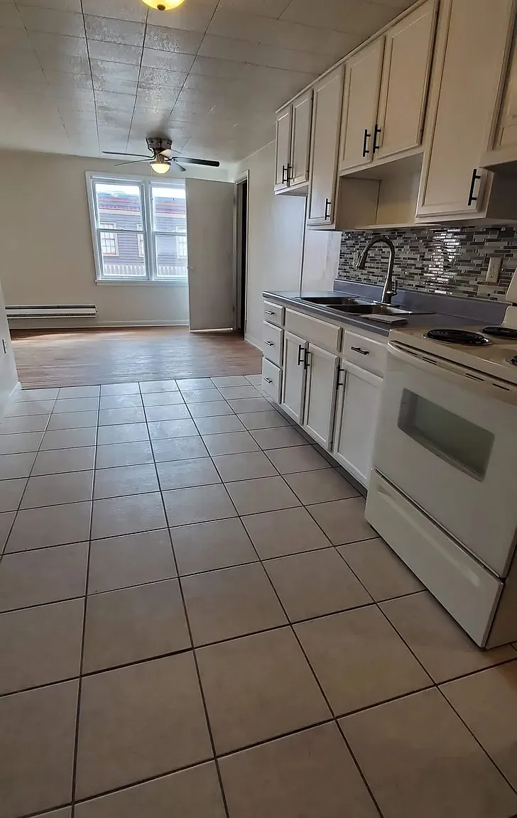 310 N. Main St. Apartments, LLC. — Photo 4