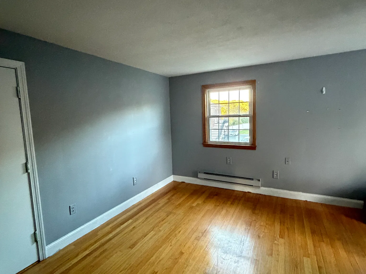 2 bed, 650 sqft, $2,550 — Photo 3