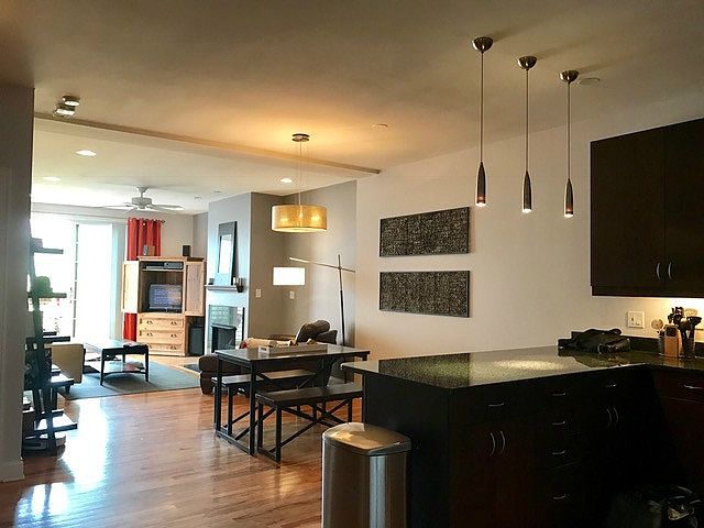 1st image of 4616 N Kenmore Ave APT 402