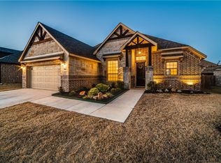 417 Foxtail Ct, Waxahachie, TX 75165