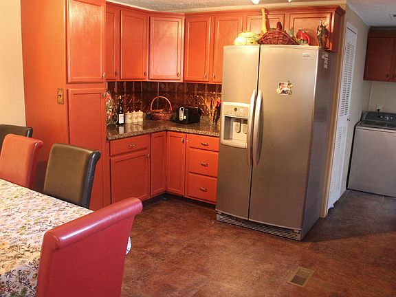 2nd image of 1516 Nightingale Dr