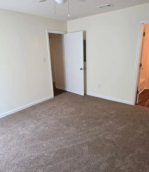 2929 Wakefield Ct — Photo 5