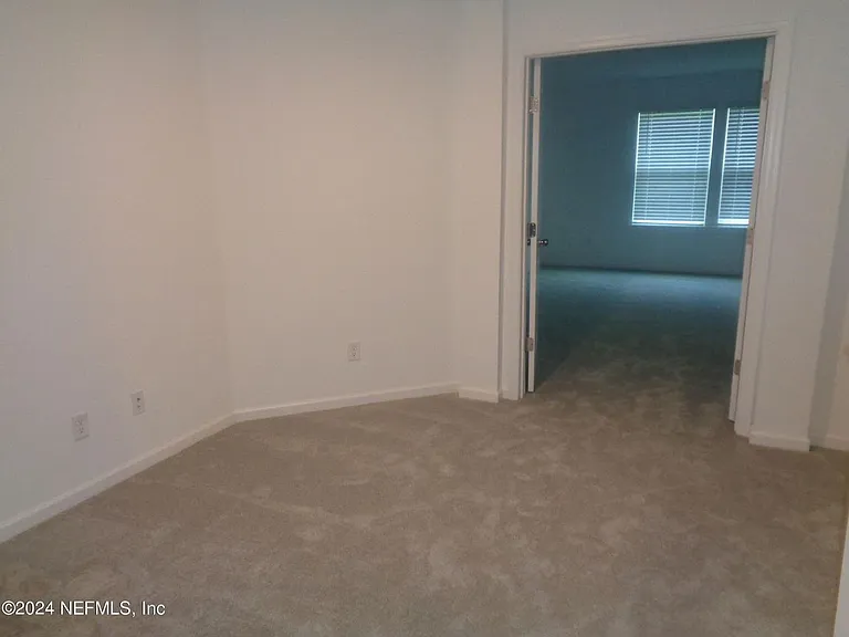 4322 Leeward Breeze Loop — Photo 9