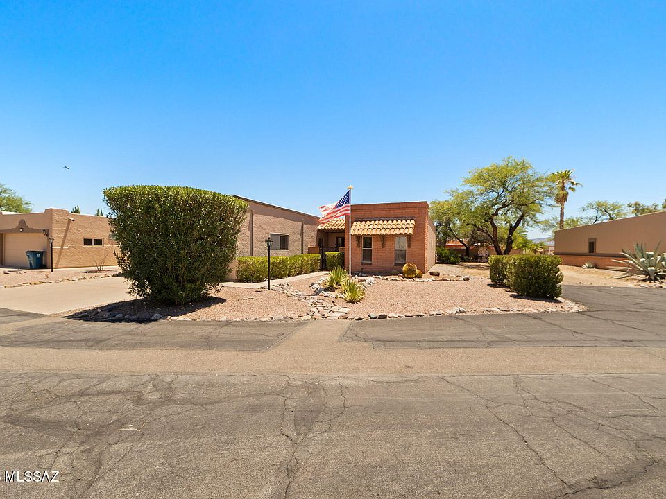 1st image of 320 E Paseo Verde