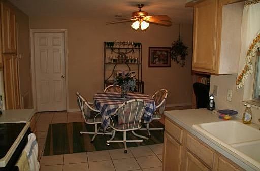 4th image of 5134 N Woodcrest Dr