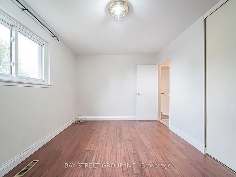 296 Killdeer St W — Photo 5