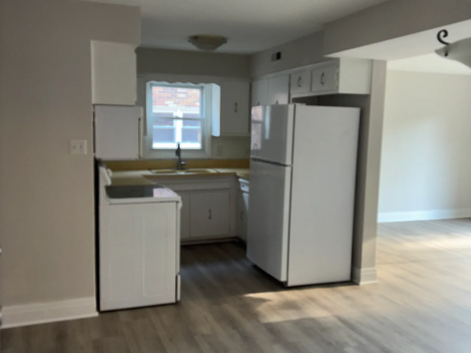 2 bed, 1.5 bath, 900 sqft, $1,795 — Photo 1