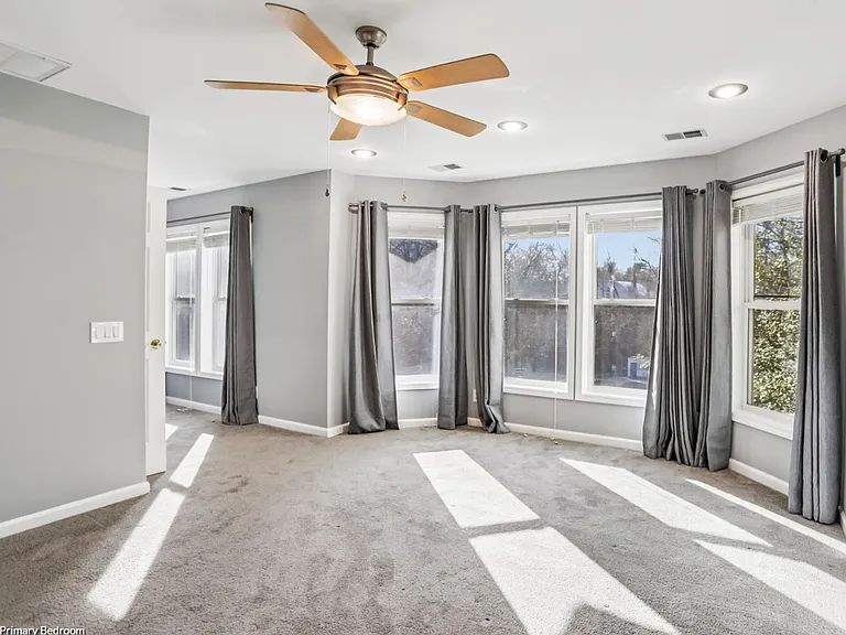 Owners roomroom