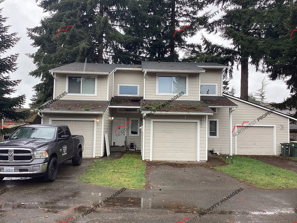 6520-6522 7th Ave SW