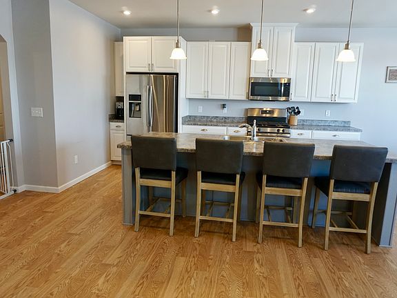 4th image of 1694 Marion Way