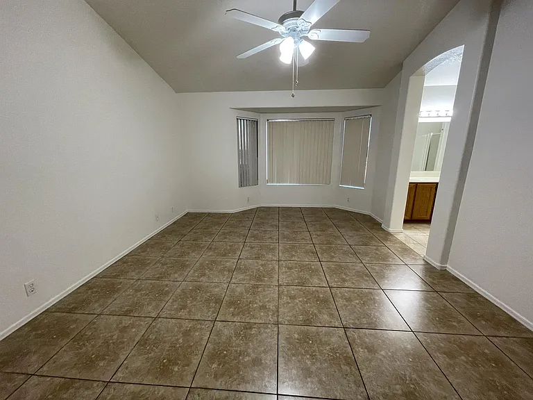 Palo Verde Homes - 6607 89th Ave — Photo 16