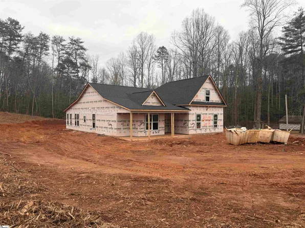 305 Goodwin Rd, Travelers Rest, SC 29690