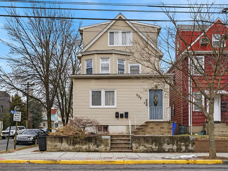 131 Paterson Ave #2 — Photo 1