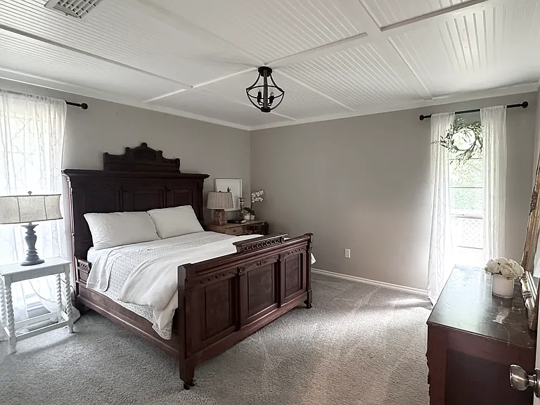 401 Lake Louise Ct — Photo 14