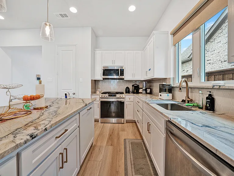 1008 Bolden Ave — Photo 20