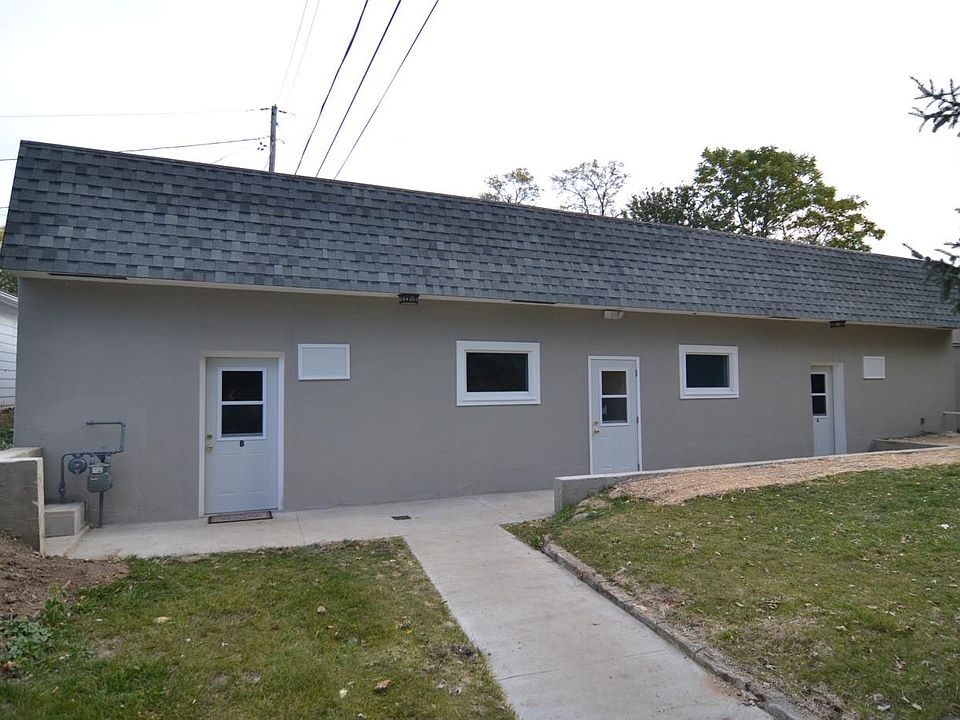 1st image of 400 Siegmund St APT B