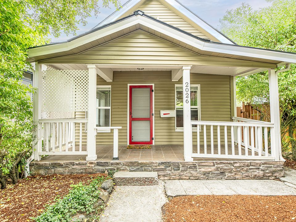 1st image of 2026 Hoyt Ave