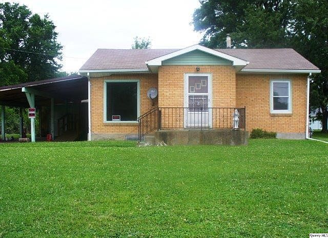 Home for Sale in Quincy, IL $54,900