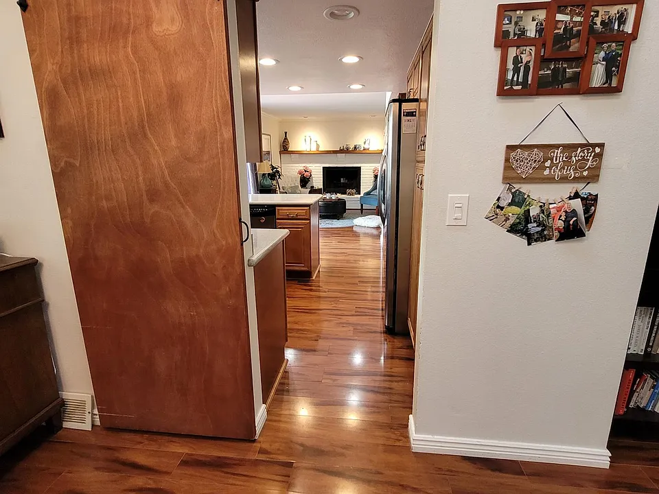 Doorway from dining room to kitchen