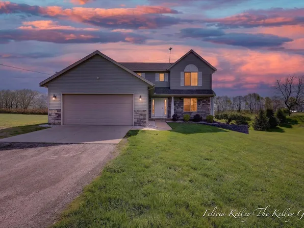 3687 Twenty Mile Rd NE, Cedar Springs, MI 49319