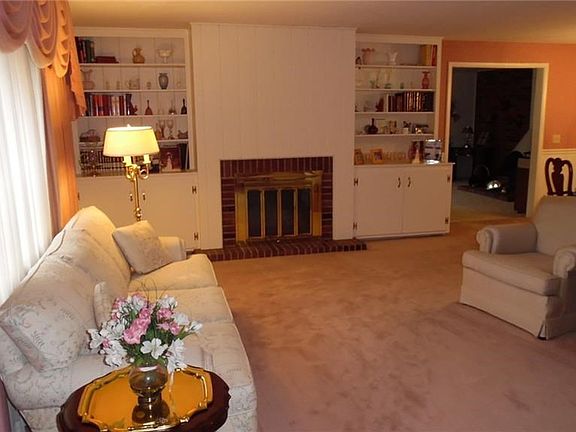 Formal living room