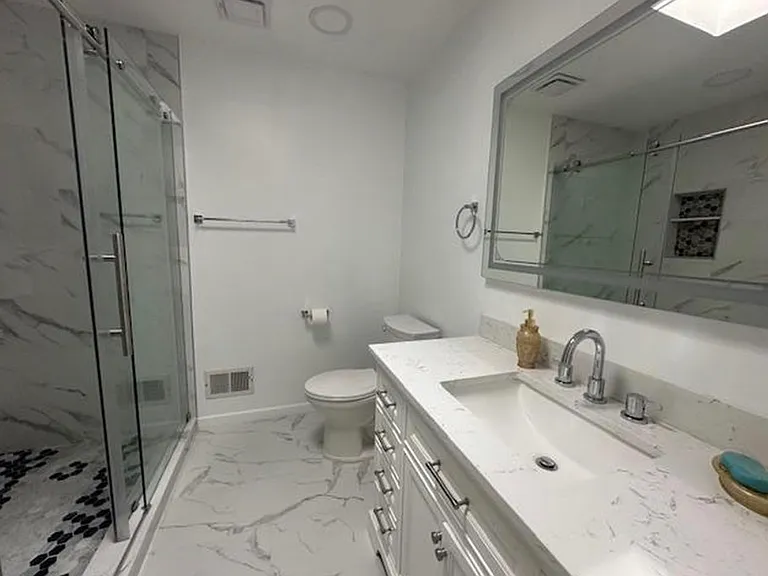 200 Hillside Ave — Photo 31