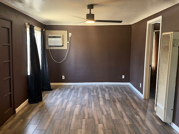 2nd image of 402 Water St