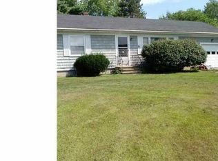 64 Desert Rd, Freeport, ME 04032